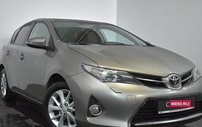 Toyota Auris II, 2014 год, 1 379 000 рублей, 1 фотография