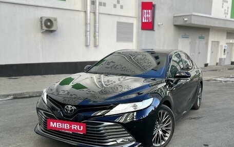 Toyota Camry, 2019 год, 3 200 000 рублей, 3 фотография