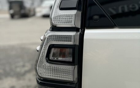 Toyota Land Cruiser Prado 150 рестайлинг 2, 2022 год, 8 790 000 рублей, 8 фотография