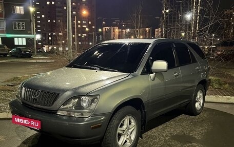 Lexus RX IV рестайлинг, 1999 год, 1 000 000 рублей, 4 фотография