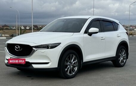 Mazda CX-5 II, 2017 год, 3 395 000 рублей, 2 фотография