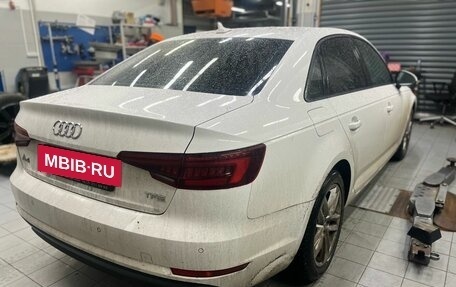 Audi A4, 2018 год, 2 900 000 рублей, 6 фотография