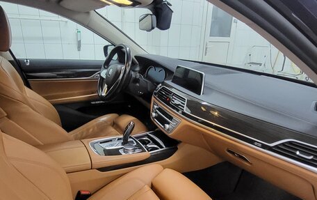 BMW 7 серия, 2017 год, 3 950 000 рублей, 9 фотография