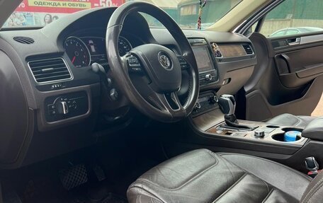 Volkswagen Touareg III, 2014 год, 2 990 000 рублей, 21 фотография