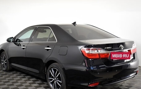 Toyota Camry, 2018 год, 2 395 000 рублей, 6 фотография