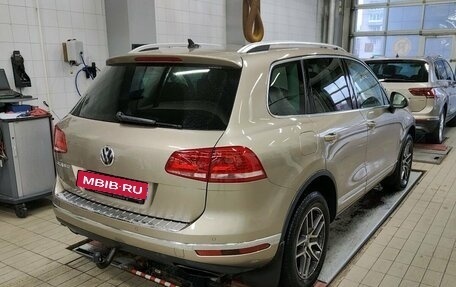 Volkswagen Touareg III, 2017 год, 3 199 000 рублей, 2 фотография