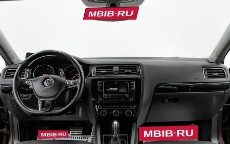 Volkswagen Jetta VI, 2018 год, 1 415 000 рублей, 9 фотография