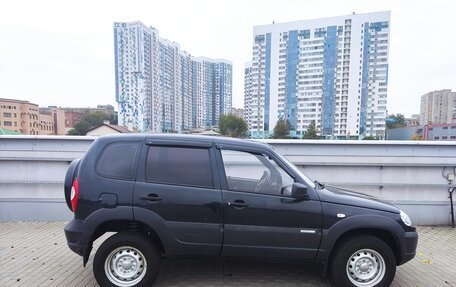 Chevrolet Niva I рестайлинг, 2012 год, 720 000 рублей, 6 фотография