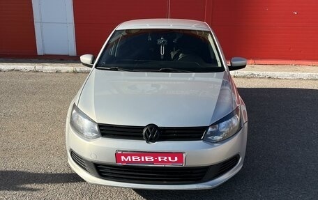 Volkswagen Polo VI (EU Market), 2011 год, 700 000 рублей, 1 фотография