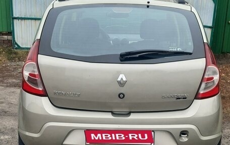 Renault Sandero I, 2011 год, 650 000 рублей, 6 фотография