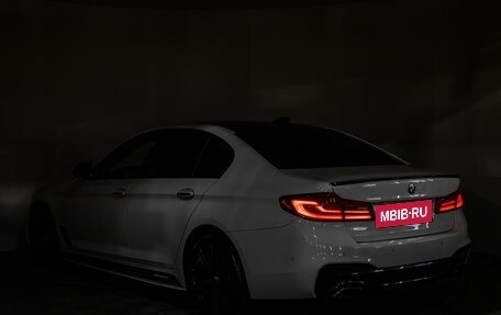 BMW 5 серия, 2017 год, 3 399 000 рублей, 17 фотография