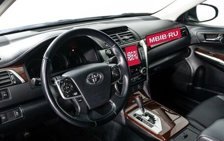 Toyota Camry, 2012 год, 2 099 000 рублей, 11 фотография