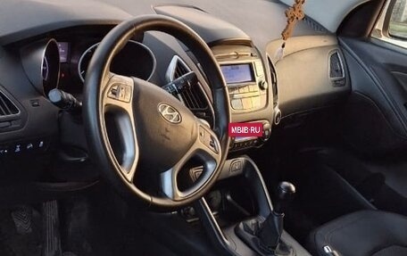 Hyundai ix35 I рестайлинг, 2012 год, 1 400 000 рублей, 6 фотография