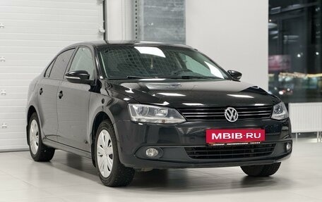 Volkswagen Jetta VI, 2012 год, 1 100 000 рублей, 3 фотография