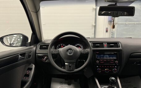 Volkswagen Jetta VI, 2012 год, 1 100 000 рублей, 21 фотография