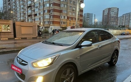 Hyundai Solaris II рестайлинг, 2012 год, 985 000 рублей, 2 фотография