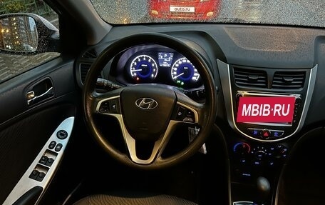 Hyundai Solaris II рестайлинг, 2012 год, 985 000 рублей, 11 фотография