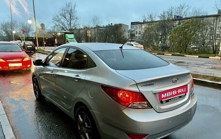 Hyundai Solaris II рестайлинг, 2012 год, 985 000 рублей, 6 фотография