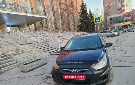 Hyundai Solaris II рестайлинг, 2012 год, 530 000 рублей, 11 фотография