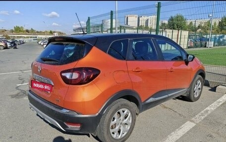 Renault Kaptur I рестайлинг, 2018 год, 1 750 000 рублей, 4 фотография