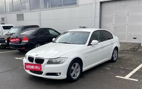 BMW 3 серия, 2009 год, 999 000 рублей, 3 фотография