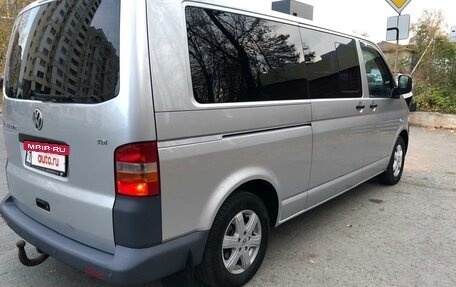 Volkswagen Transporter T5 рестайлинг, 2009 год, 1 750 000 рублей, 4 фотография