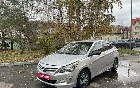 Hyundai Solaris II рестайлинг, 2014 год, 550 000 рублей, 1 фотография