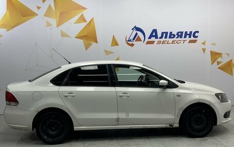 Volkswagen Polo VI (EU Market), 2012 год, 860 000 рублей, 2 фотография