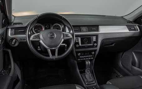 Skoda Rapid I, 2017 год, 1 417 000 рублей, 6 фотография