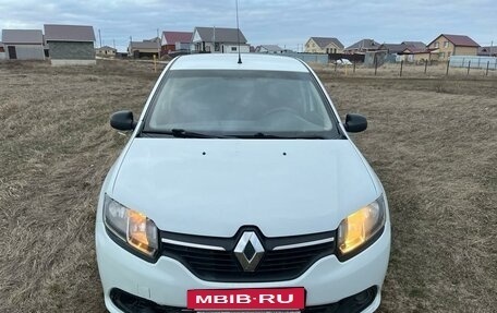 Renault Logan II, 2018 год, 930 000 рублей, 2 фотография