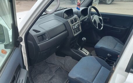 Mitsubishi Pajero iO, 1999 год, 545 000 рублей, 5 фотография