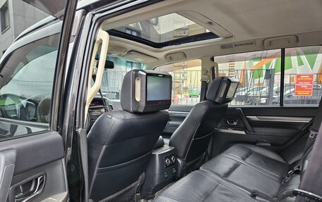 Mitsubishi Pajero IV, 2013 год, 1 860 000 рублей, 7 фотография