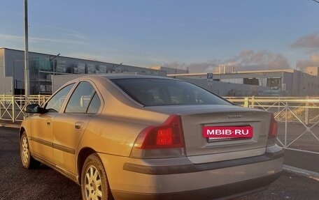 Volvo S60 III, 2001 год, 295 000 рублей, 4 фотография