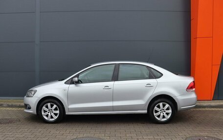 Volkswagen Polo VI (EU Market), 2011 год, 899 000 рублей, 2 фотография