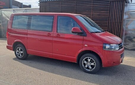 Volkswagen Caravelle T5, 2012 год, 1 800 000 рублей, 6 фотография