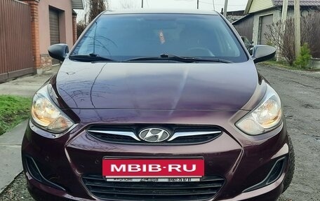 Hyundai Solaris II рестайлинг, 2011 год, 890 000 рублей, 35 фотография