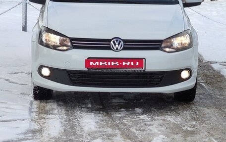 Volkswagen Polo VI (EU Market), 2014 год, 855 000 рублей, 2 фотография