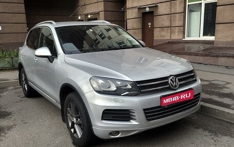 Volkswagen Touareg III, 2011 год, 1 910 000 рублей, 1 фотография