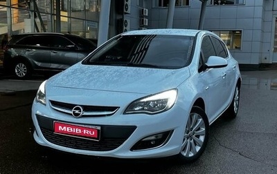 Opel Astra J, 2013 год, 600 000 рублей, 1 фотография