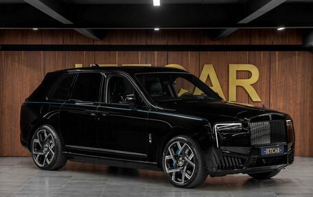 Rolls-Royce Cullinan, 2024 год, 106 000 000 рублей, 4 фотография