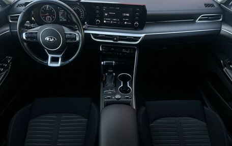 KIA K5, 2021 год, 2 390 000 рублей, 7 фотография