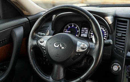 Infiniti QX70, 2015 год, 1 849 000 рублей, 17 фотография