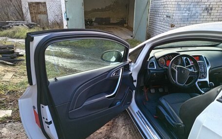 Opel Astra J, 2013 год, 935 000 рублей, 4 фотография