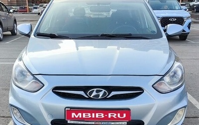 Hyundai Solaris II рестайлинг, 2011 год, 750 000 рублей, 1 фотография