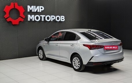 Hyundai Solaris II рестайлинг, 2021 год, 1 650 000 рублей, 11 фотография