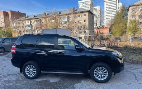 Toyota Land Cruiser Prado 150 рестайлинг 2, 2017 год, 4 697 000 рублей, 8 фотография