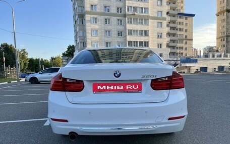 BMW 3 серия, 2013 год, 1 820 000 рублей, 18 фотография