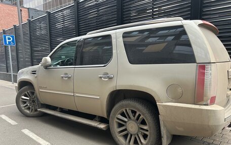 Cadillac Escalade III, 2013 год, 1 950 000 рублей, 2 фотография