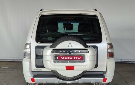 Mitsubishi Pajero IV, 2013 год, 2 299 000 рублей, 6 фотография