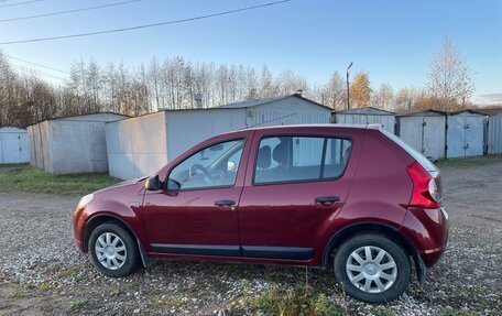 Renault Sandero I, 2013 год, 700 000 рублей, 1 фотография